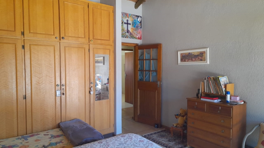 4 Bedroom Property for Sale in Wilkoppies North West